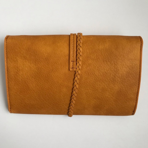 Free People Francesca Envelope Crossbody Bag NWT - Picture 2 of 4